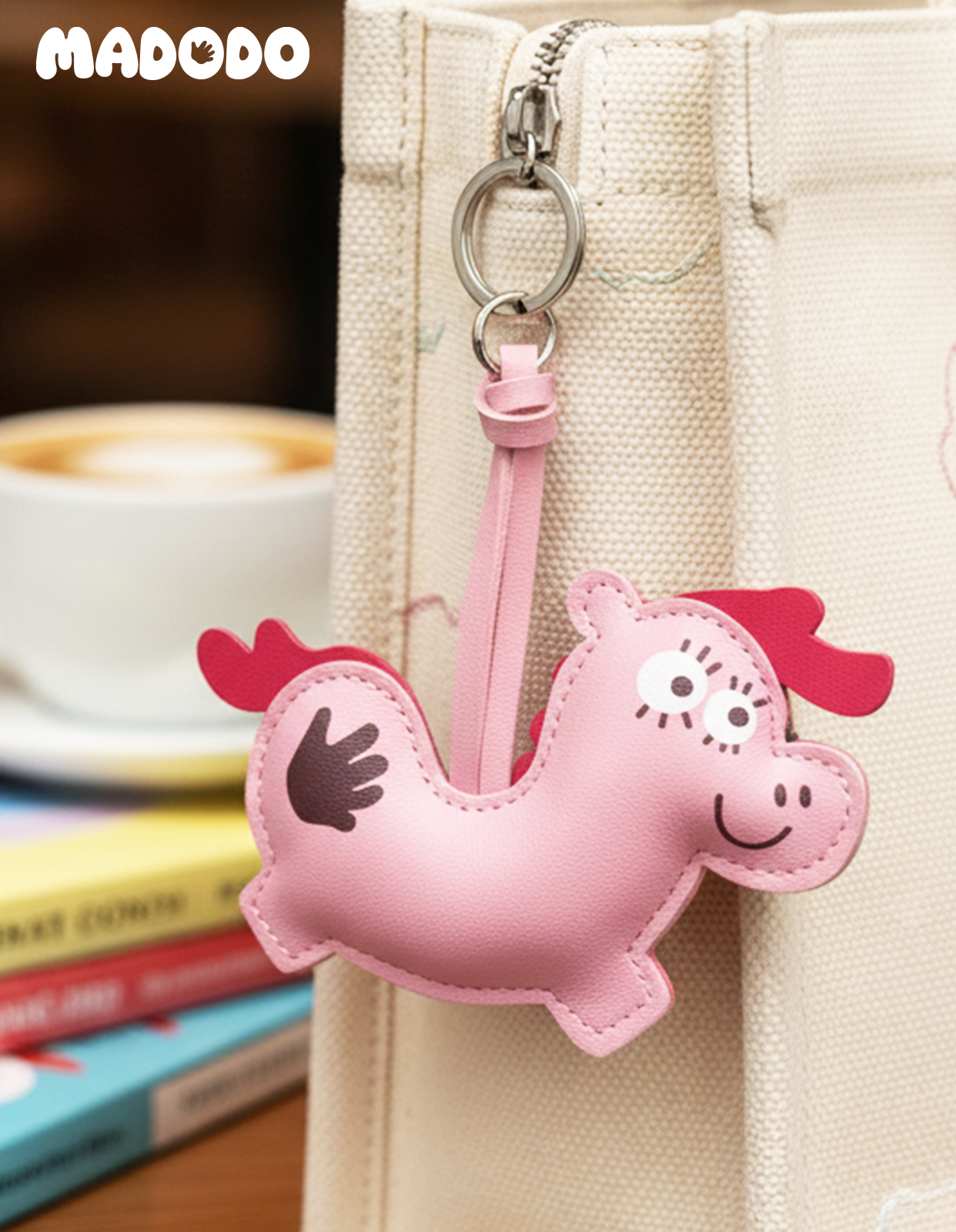 MADODO Leather pendant