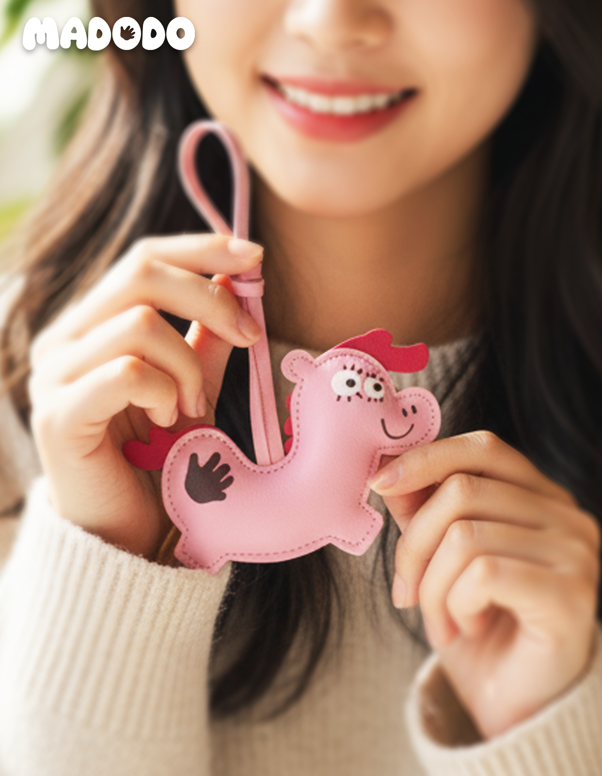 MADODO Leather pendant